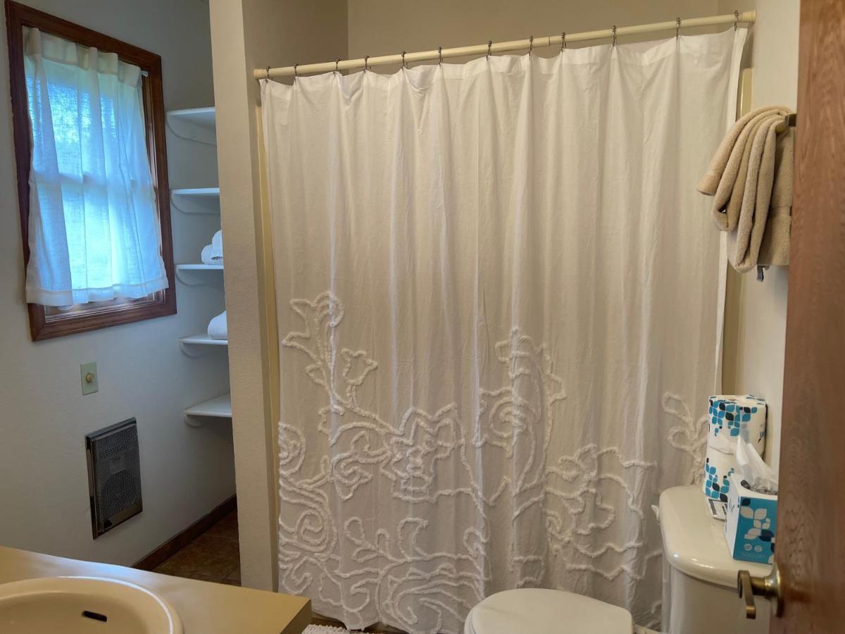 Lady Victoria House With High Speed Wifi Villa Red River Bagian luar foto